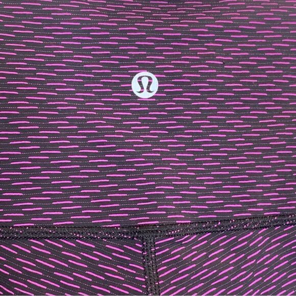 Lululemon Wunder Under Crop (Hi-Rise) (Luxtreme) Score Jacquard Black Polar Pink - Picture 6 of 8